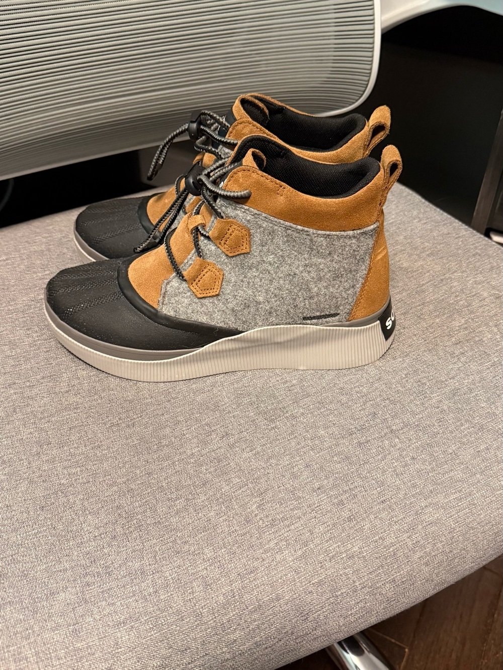 Sorel Tan, Gray & Black Women's Ankle Booties